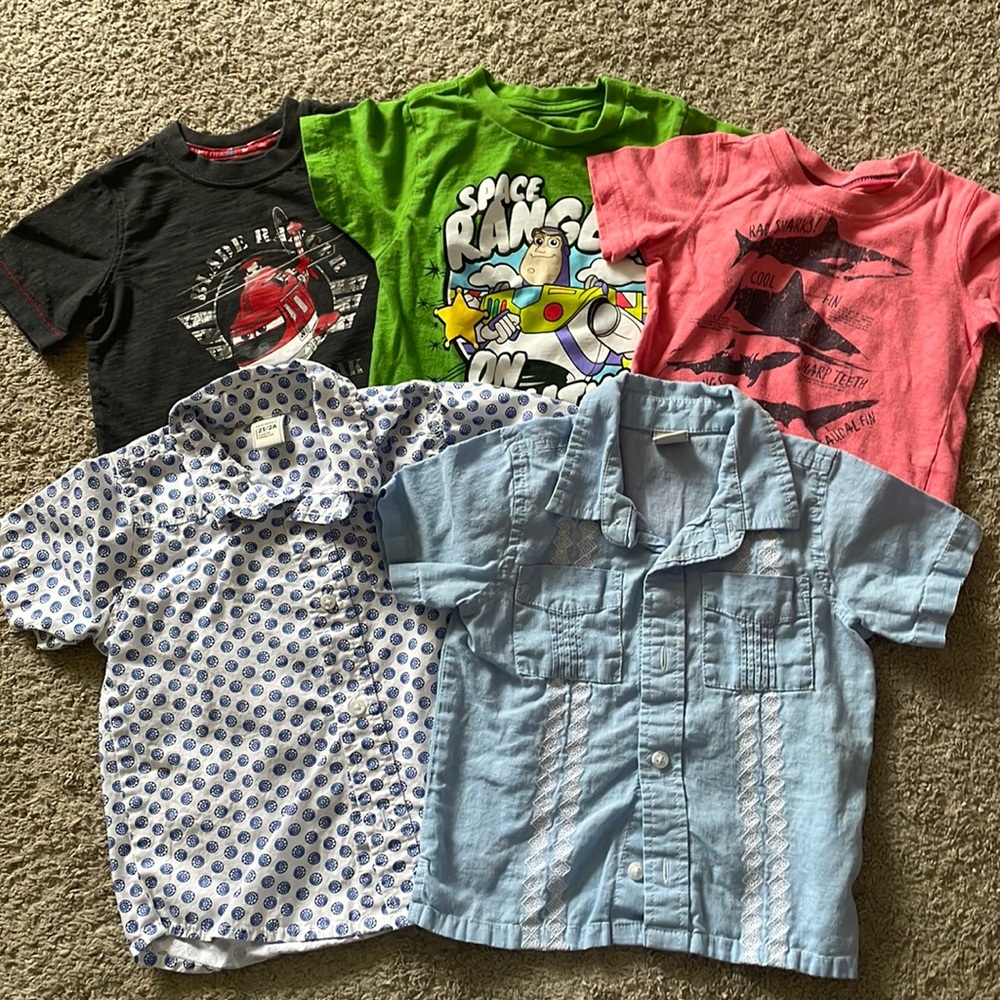 Boys 2t shirts